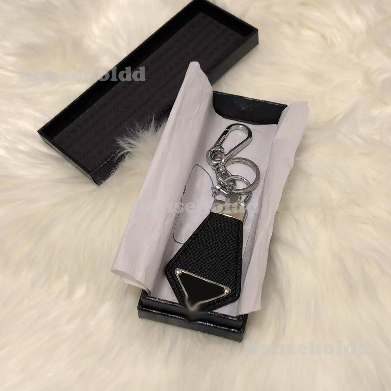 Luxury Alloy Starfish & Anchor Keychain Fashionable Designer Bag Key Charm for Men and Women