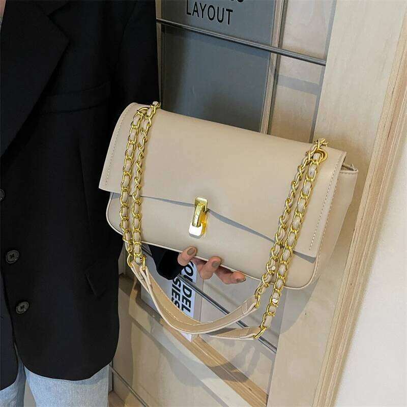 Popular Women Handbag Genuine Leather Crossbody Shoulder Purse Messenger Ladies Chic Fashionable Everyday Bag