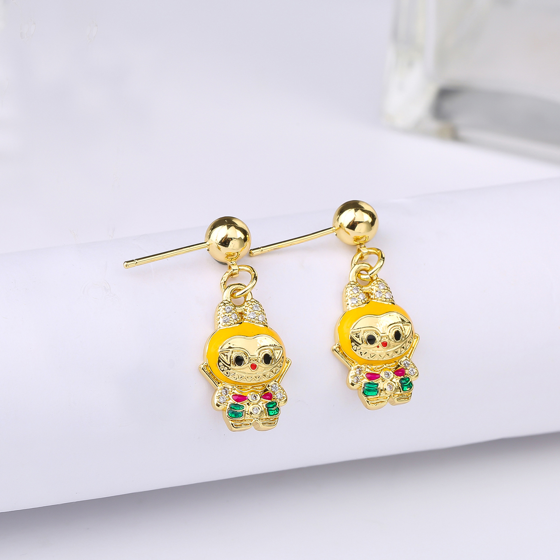 Earring Light Luxury Diamond Inlaid Oil Dripping Cute Cartoon Labubu Pendant Earrings Versatile Earrings for Women Chic Women's Oil Drip Style St