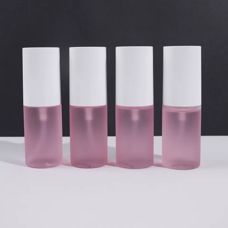 Custom LOGO 30ml Compact Pink Aquatic Lighting Makeup Fixing Mist Travel-Friendly Skin Enhancer