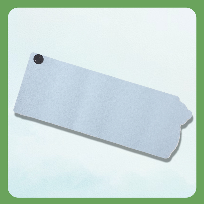 Soft Textured Heating Mattress for Mice Featuring Adorable Cub Design