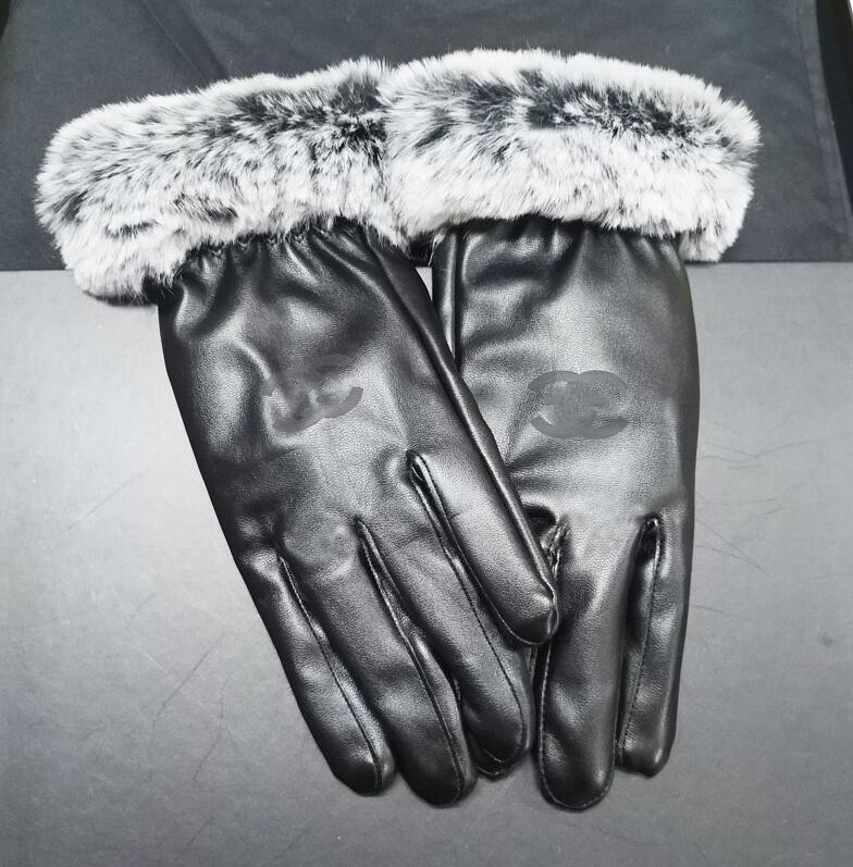 Five Fingers Gloves gloves high-quality Fashion plush waterproof gloves for men women velvet wool of sheep lady five finger mittens Design Womens Gloves Winter