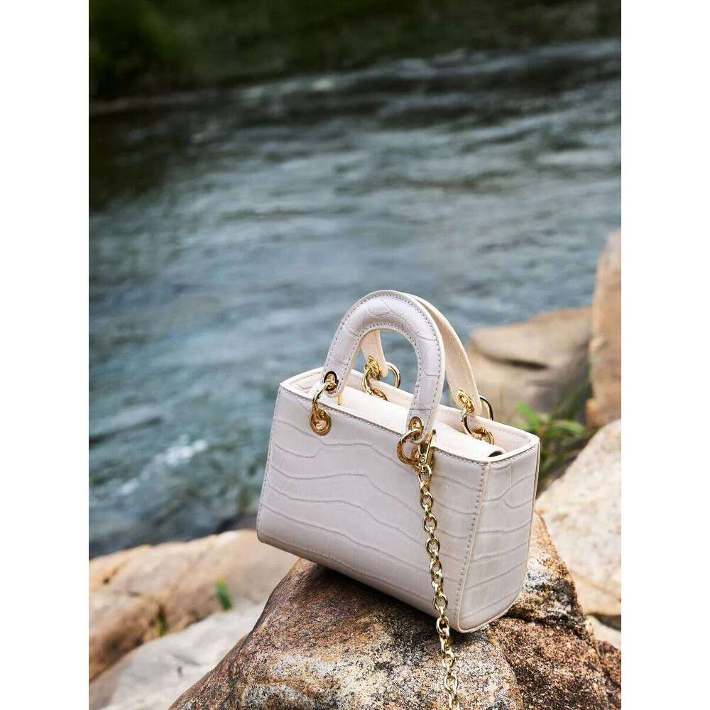 YANATARI Genuine Leather Woman Shoulder Handbags Crossbody Bags Designer Minimalism White Mini Square Bag