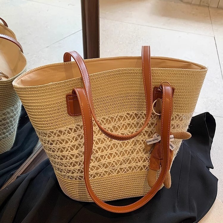 Autumn New Women s Shoulder Bag Fashion Vacation Style Basket Weaving Women s Beach Grass Bag Versatile Large Capacity Commuter Bag Autumn New Designe