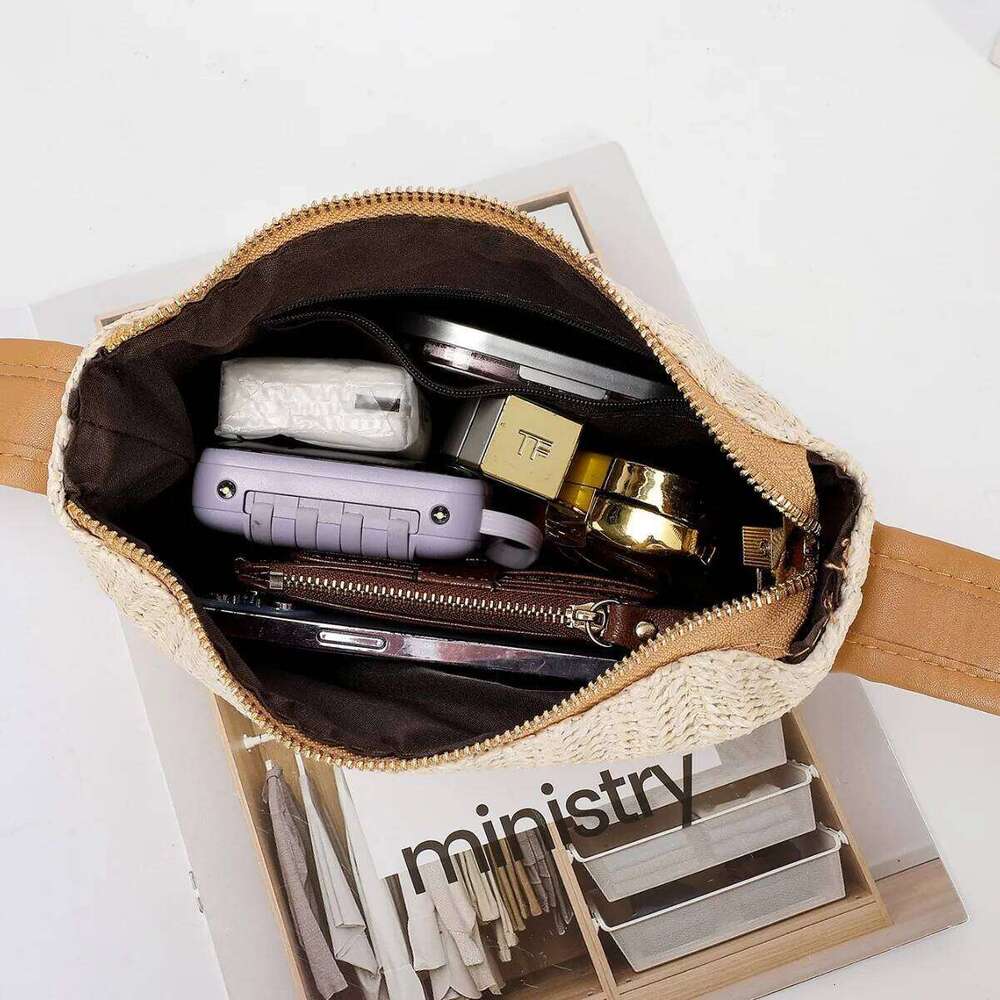 2025 New Korean Ins Straw Women's Crossbody Shoulder Handbag Boho Chic Summer Beach Bag