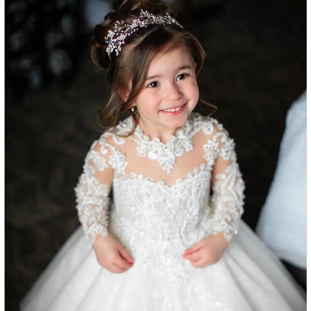 White Flower Girl Dress Glitter Sparkly Maxi Train Lovely Bow Bead Floral Appqulies Princess Holy Fisrst Communion Ball Gown 250828