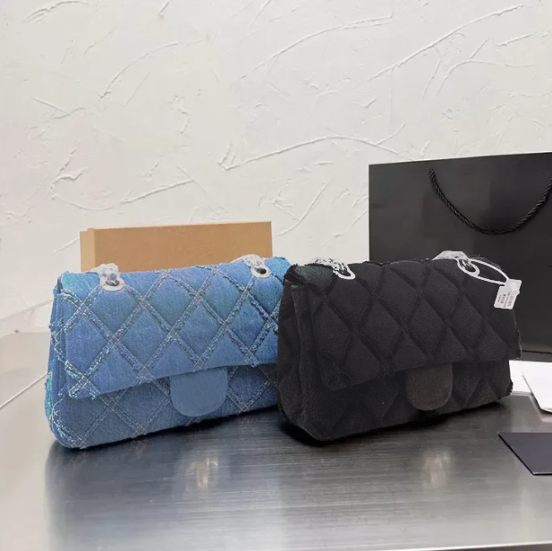 2019Tartan Designers bag Quilted Small Leather Bag Chains Crossbody Mobile Phone Bags Mini Purses And Handbags For Women Messenger Satchels Pocke