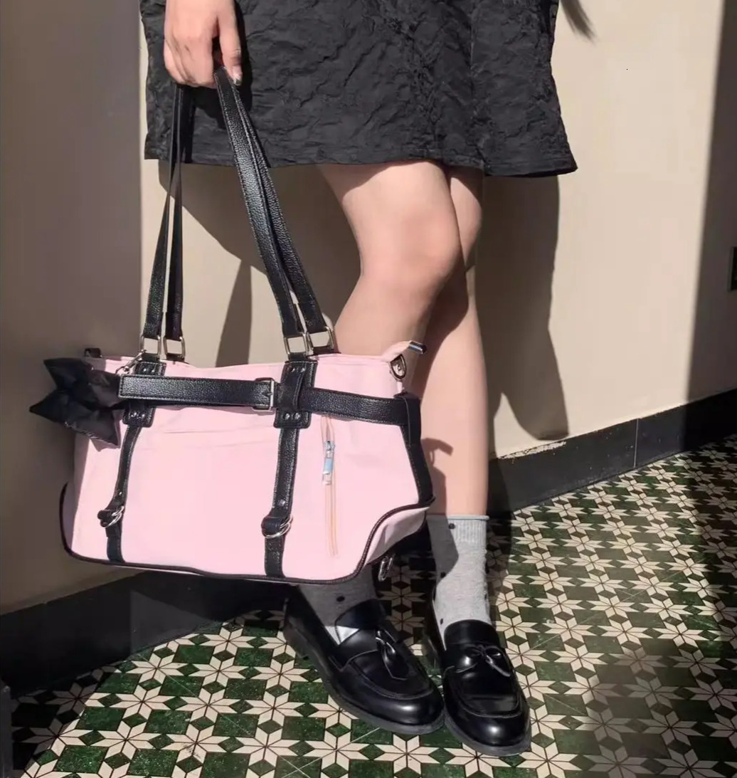 Autumn New Women s Handbag Korean Minimalist Large Capacity Handbag Nylon Fabric Commuting Armpit Tote Bag Autumn New Designer Bag