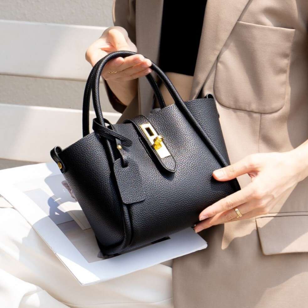 Trendy Vegetable Basket New Genuine Leather Women's Bucket Bag Summer Handbag Crossbody