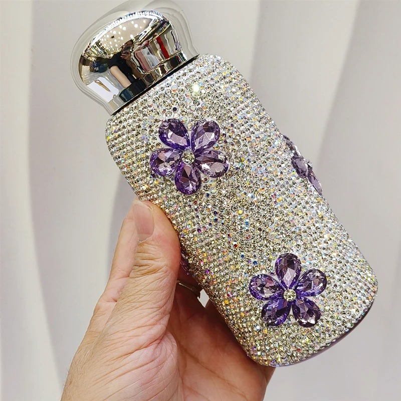 Designer Stainless Steel Portable Thermos Bottle for Women Luxury Five-petaled Flowers Rhinestone Vacuum Flask Hot and Cold Water Kettle 220ml