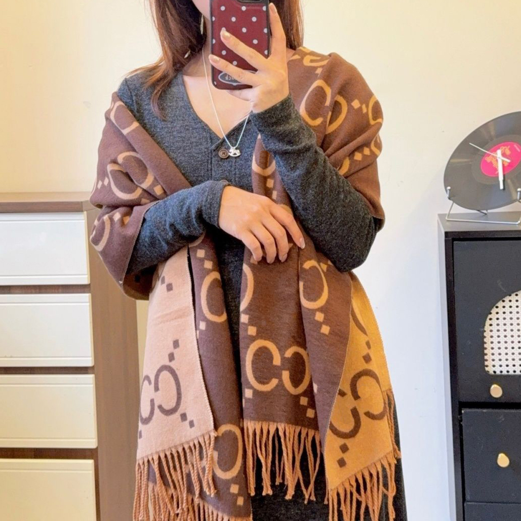 Designer Scarf wool scarfs Simple fashion letter designer Letter printed silk scarf headband for women long handle bag Cashmere scarf