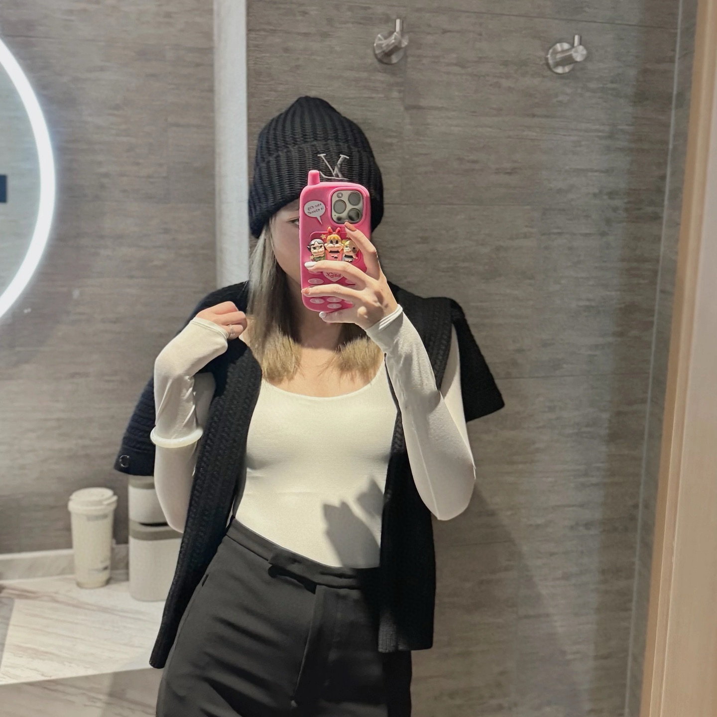 Winter designer luxury soft wool hat warm knitted hat earmuffs beanie casual retro cold-proof hat ski hat multi-color letter wool hat men and women couple hat