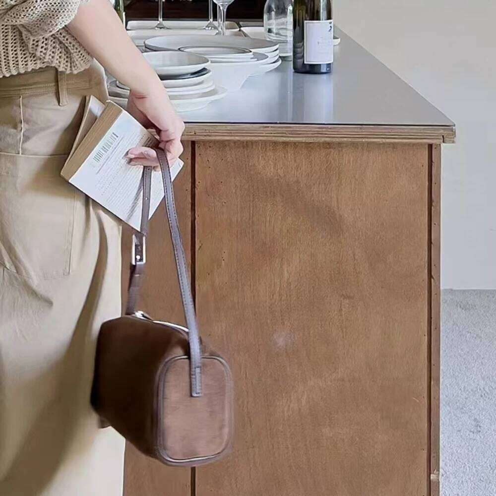 Exquisite Live Wine Red Small Pillow Matte Suede Leather Women Crossbody Round Shape Chamois Female Shoulder Bag