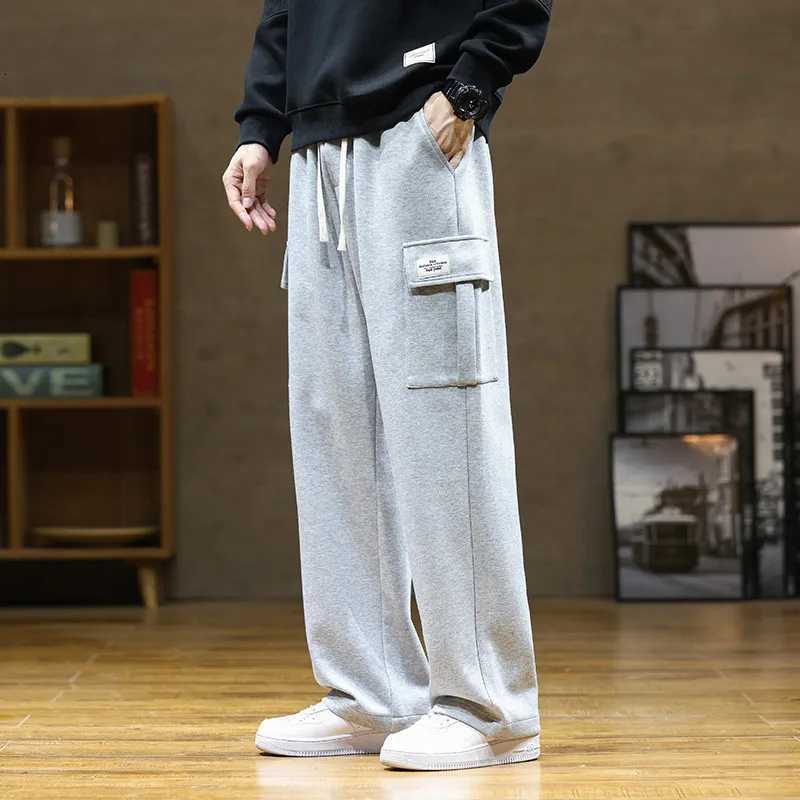 Spring Autumn MultiPockets Sweatpants Men Oversized Sportswear Casual Track Pants Plus Size Loose Straight Baggy Trousers Y2k X250828
