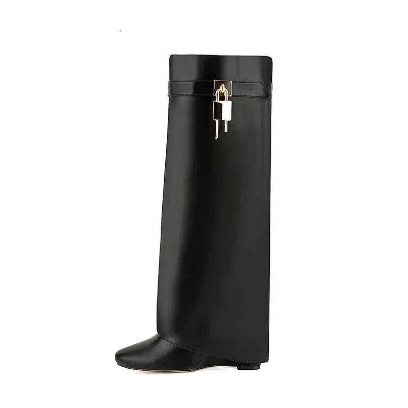 Ladies' New Thick Soled High-heeled Knee High Women's with Fashionable Belt Buckle and Midsole Boots, Size 43 Shark Boots