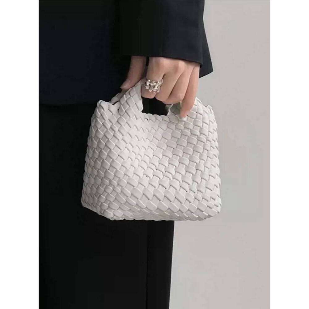 Handwoven Pure Leather Oulder Bag Basket Ape Cute Sle Women's Handbag Soft Fabric Magnetic Bule Closure