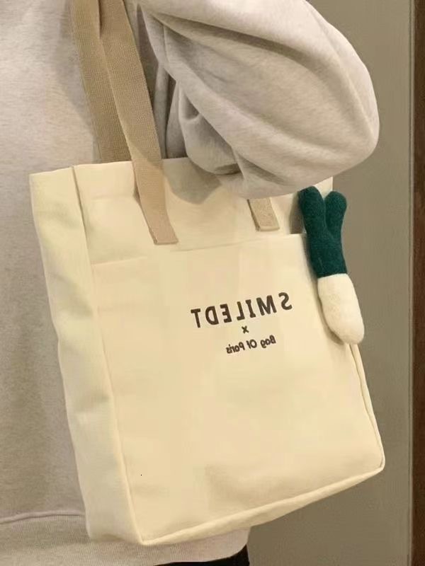 2025 Autumn New Female College Students' Simple Canvas Bag, Casual Style, bag niche Design, Shoulder Bag, Large Capacity Commuting Handbag, Desig