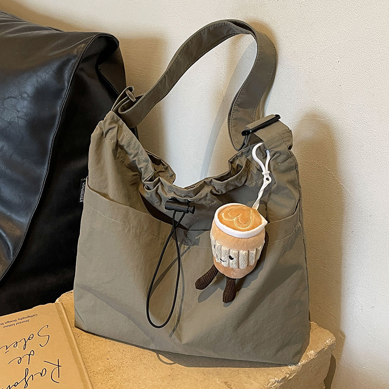 Autumn new women's nylon bag bag casual simple niche style lightweight large capacity tote bag commuting bag designer shoulder bag women's h