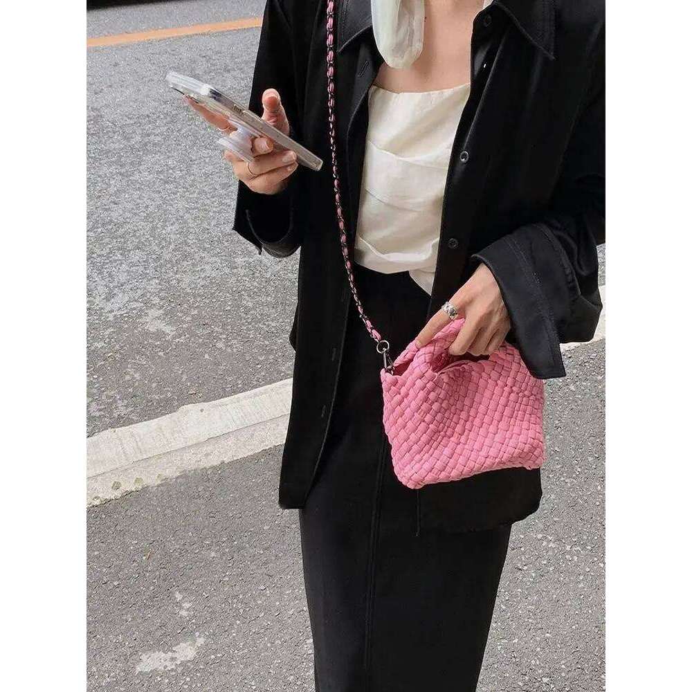Handwoven Pure Leather Oulder Bag Basket Ape Cute Sle Women's Handbag Soft Fabric Magnetic Bule Closure