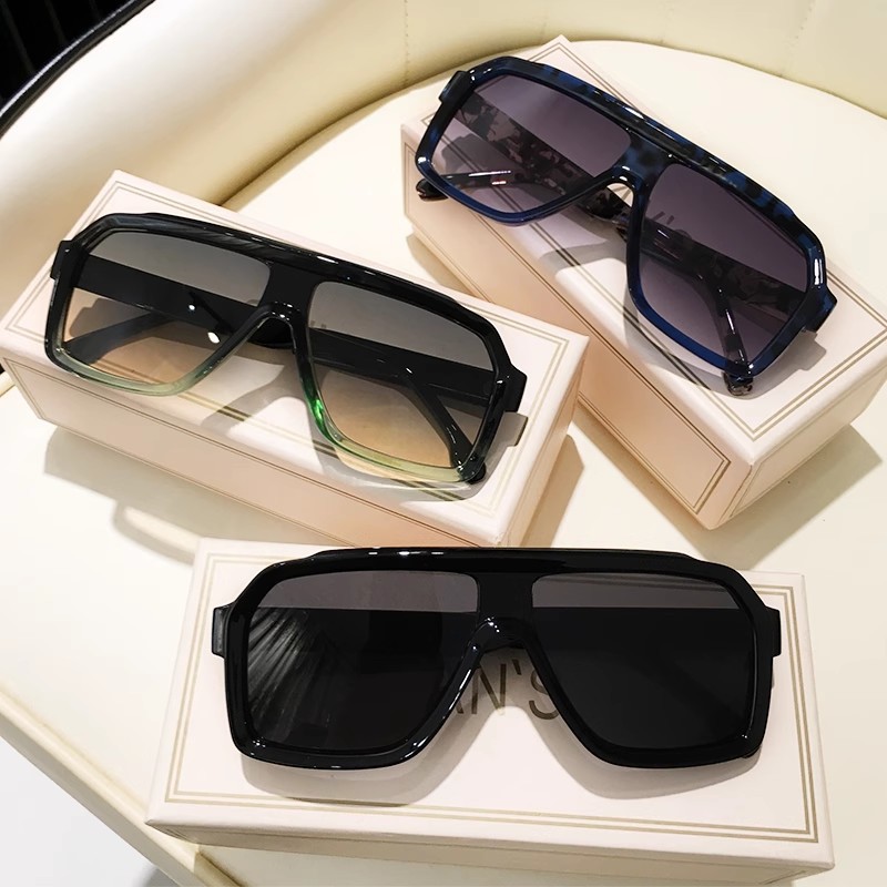 2025 Trendy Cat Eye Sunglasses for Women UV 400 Protection Fashionable Over sized Shades for Beach Daily Wear