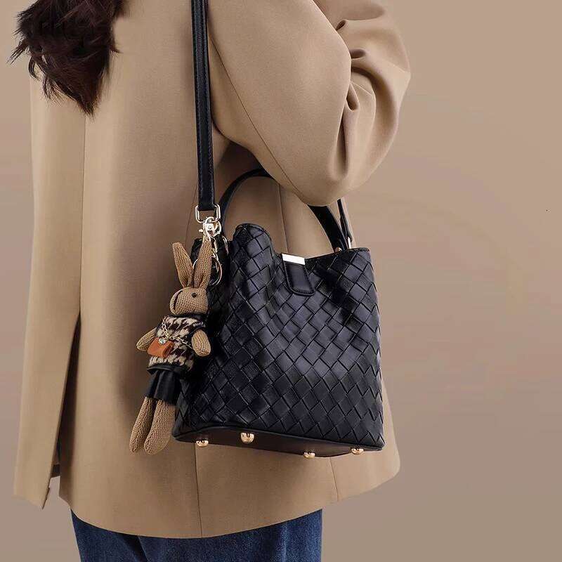 Faionable Buet Women's Crossbody Handbag Woven Design Single Oulder Versatile Handheld Bag Korean Sle Leisure