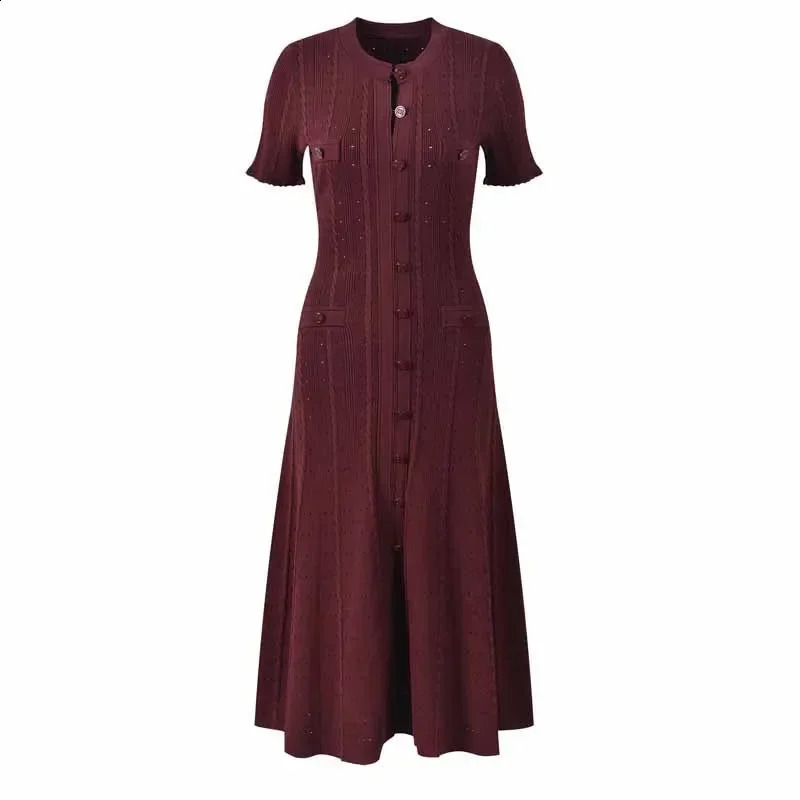 Summer Solid Round Neck Short Sleeved Office Lady Knitted Dres Korean Single Breasted Hollow Out Long Dress Fashion Trend 250828