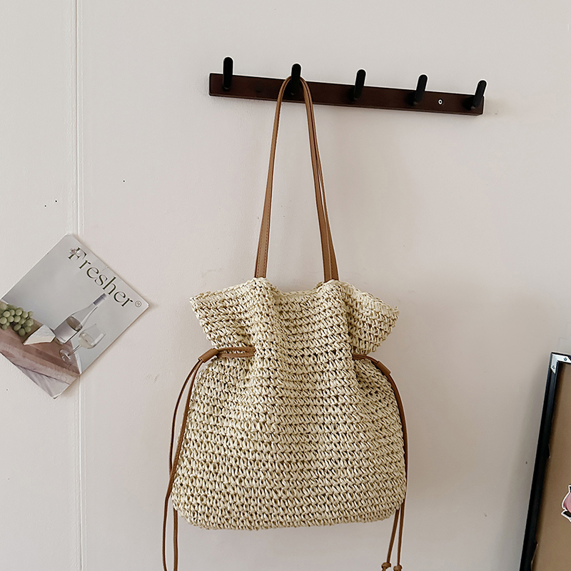 2025 New Women's Essential Fashion Handbag Japanese Fashion Trend Versatile Large Capacity Elegant Women's Commuter Shoulder Bag Women'