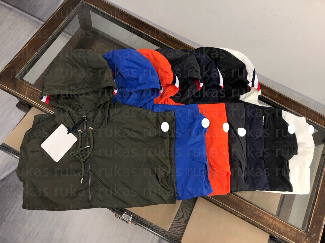 Mens Jackets Letters Designer Spring Autumn Windbreaker Mens Jacket Zipper Colorful Fashion Hooded Mens Raincoat Outerwear High Quality Mens Coat M-3XL