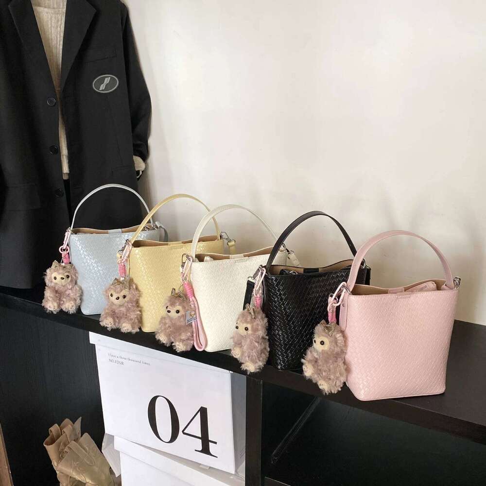 2025 Women's Woven Large Capacity Commuter Tote Bag Minimalist Solid Color Crossbody Shoulder Purse