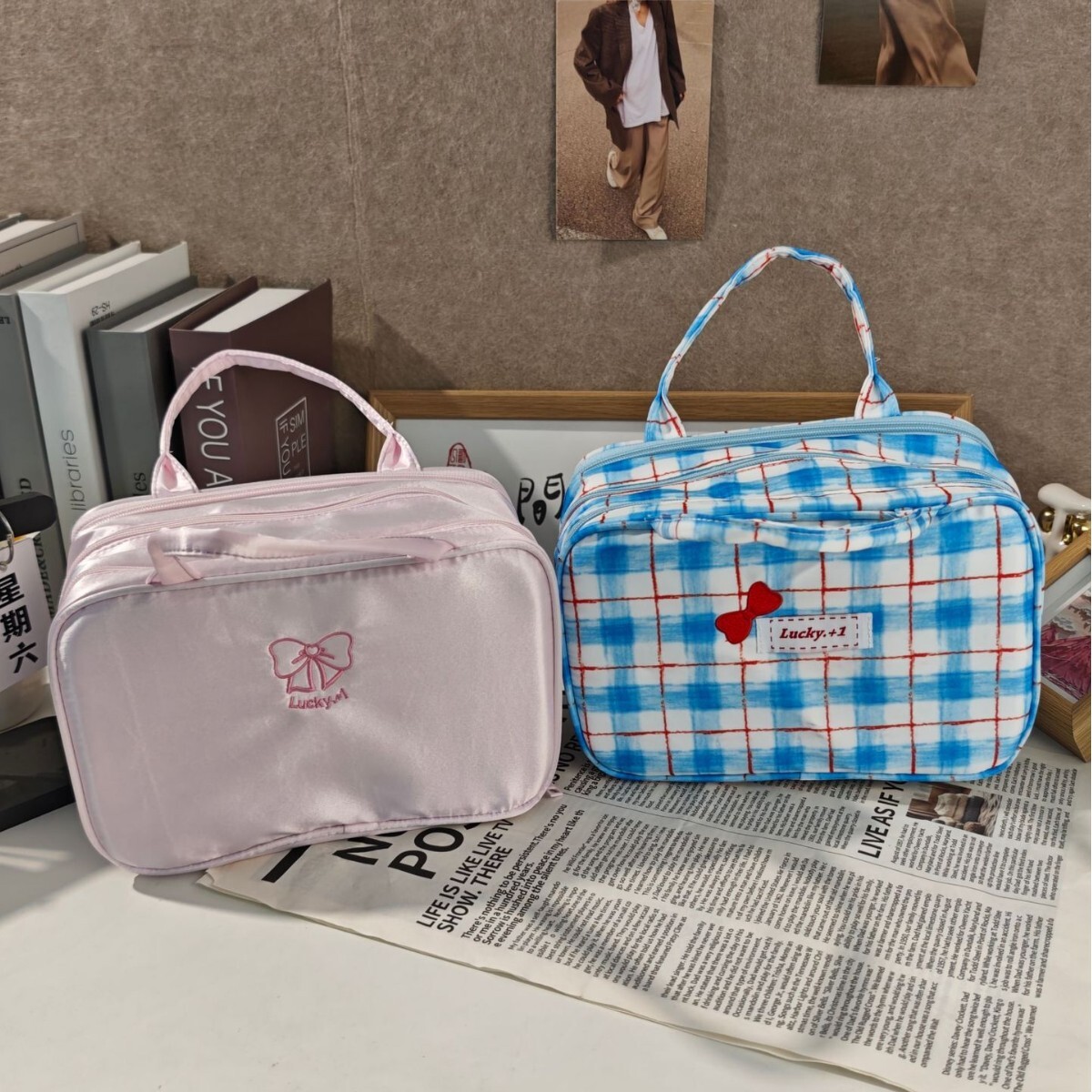 2025 Autumn New Elegant Makeup Bag Simple, Lightweight, Large Capacity Travel Double Zipper Storage Bag Handheld Toilet Bag Designer Handbag