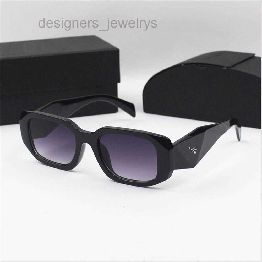Sunglasses Outdoor Designer Shades Fashion Lady Sun glasses Eyeglasses for Women Men Luxury Eyewear Optional Triangular signature gafas para el sol de mujer