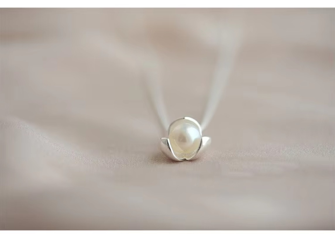 Sterling Silver Clover Pearl Necklaces Pendants for Women Hot Fashion Jewelry