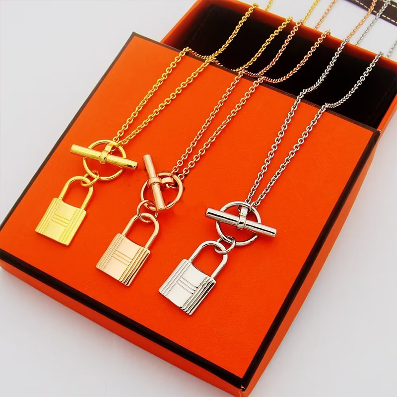 2025 Brand H Necklace Classic Lock Head OT Buckle Pendant Necklace Couple Stainless Steel Designer Jewelry for Men and Women