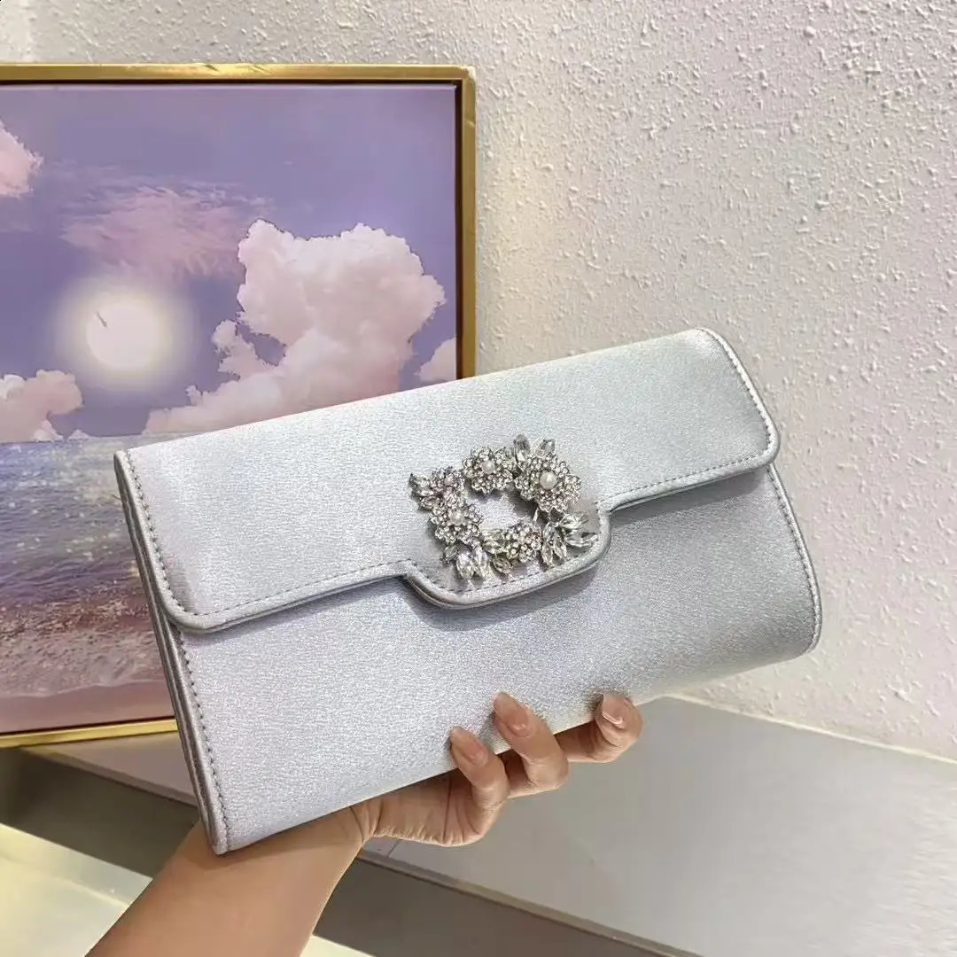 y ner Fashion Satin Clutch Purse Women Handbag Glitter Diamond Evening Bag Wedding Party Banquet Shoulder 250819