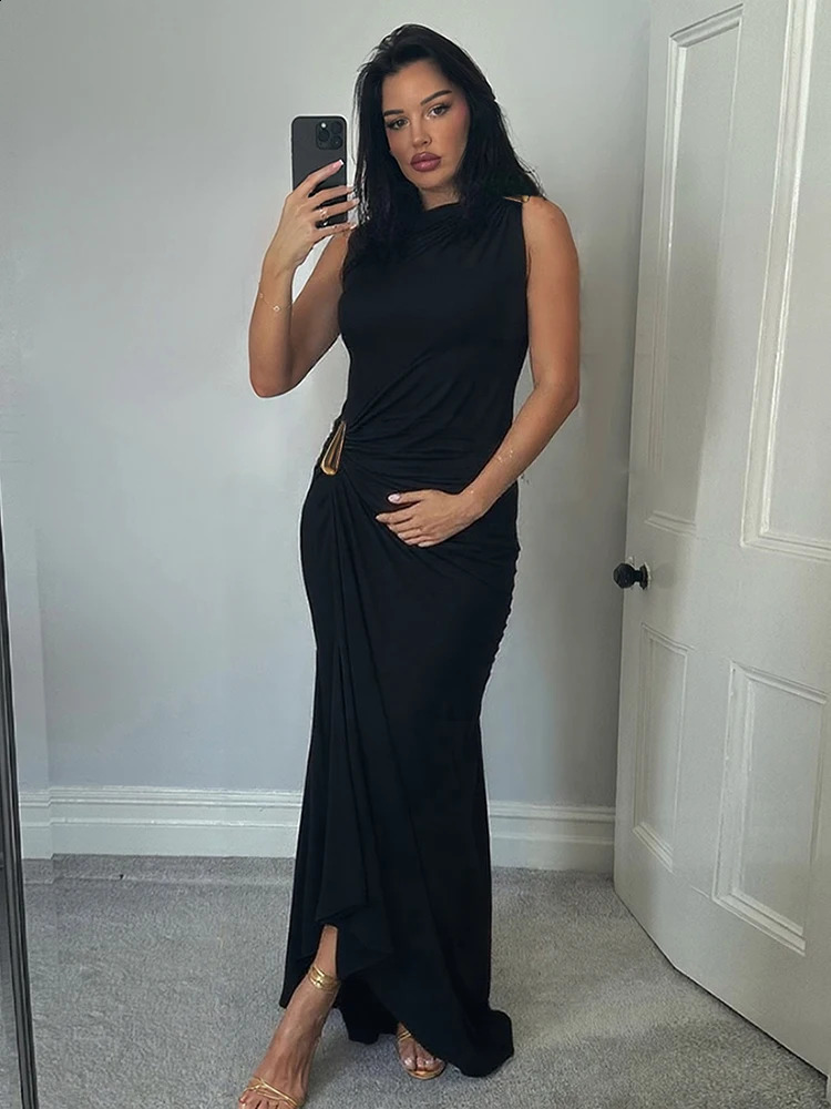 Weird Puss Classic Metal Ruched Women Dress Elegant Crew Neck Sleeveless Irregular Simple Summer Party Trend Stretch Vestidos 250828