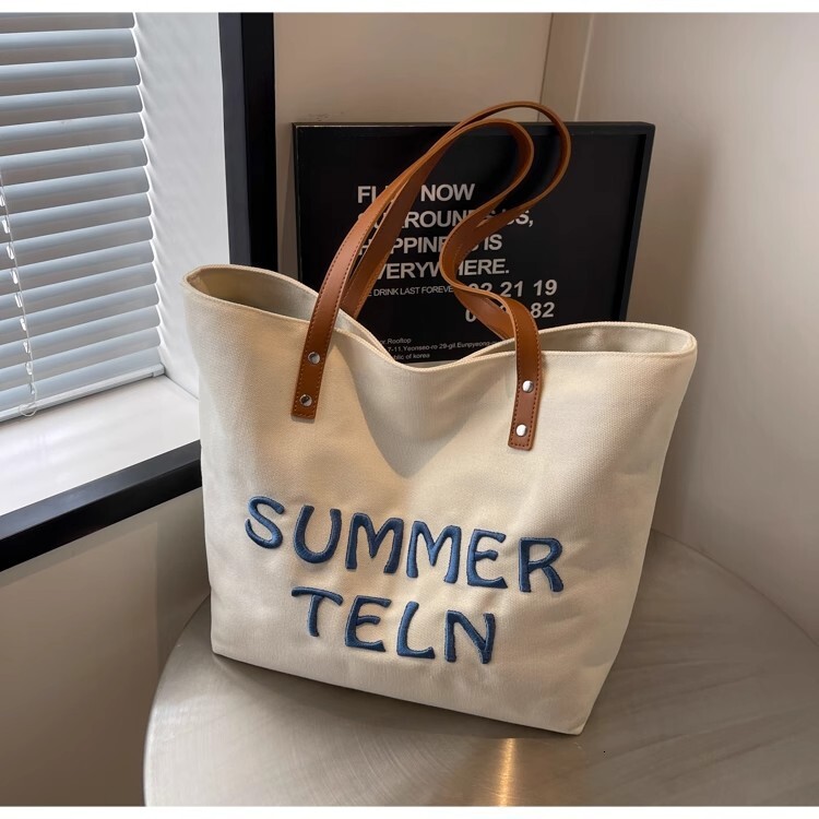 2025 Autumn New Women's Embroidered Letter Canvas Bag bag Large Capacity Commuter Handbag Single Shoulder Student Leisure Designer Single Shoulde