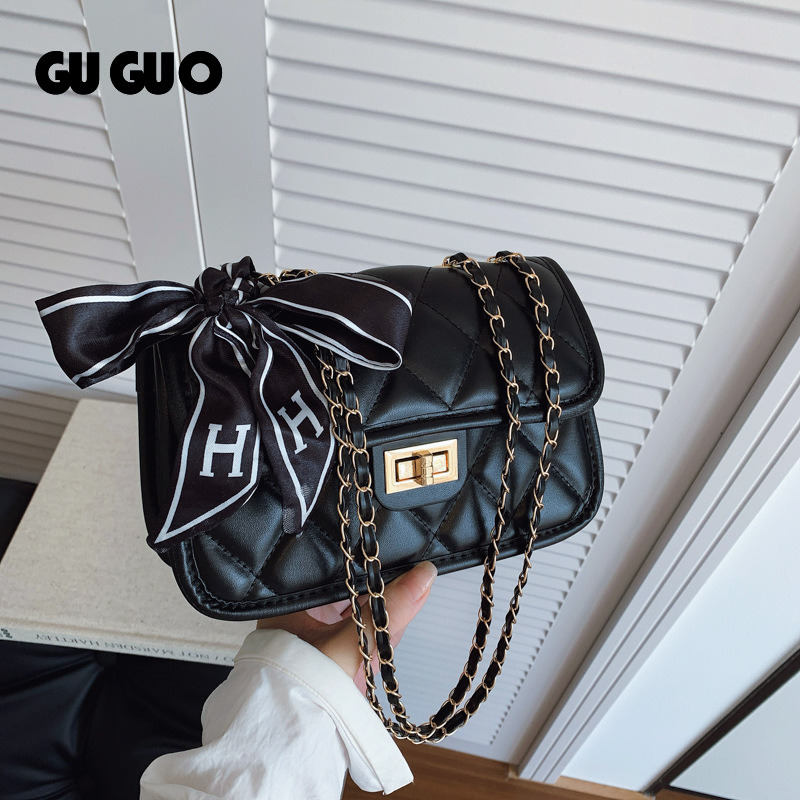 GUGUO Chanel Style Designer Quilted Chain Shoulder Bag Luxury Niche Versatile Small Square Bag Handbag Fashion Casual Makeup Bag New Style Free Shippi
