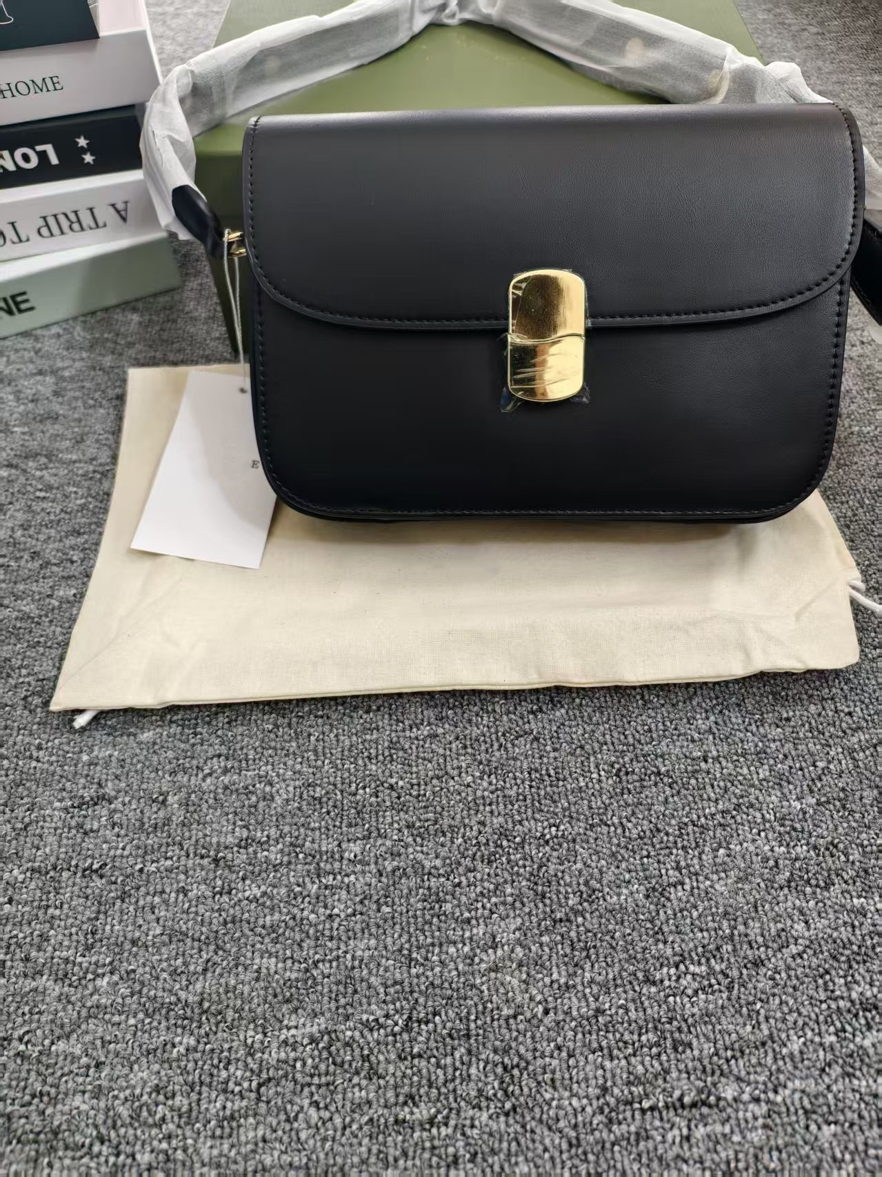 Women's Bags Designer French Sezane Saddle Women's High-End Fashion Leather Metal Lock Bag Shoulder Crossbody niche market