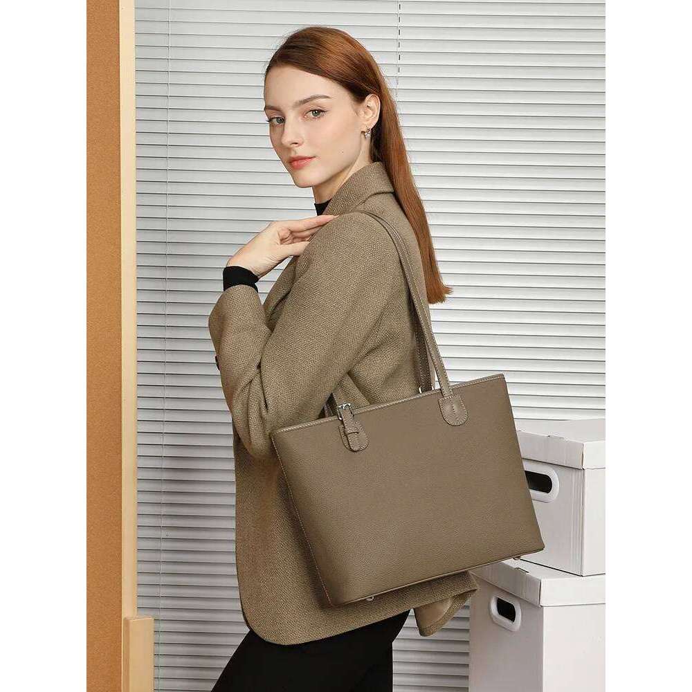 2025 Women's Genuine Leather Simple Tote Designer Commuter Shoulder Bag Large Capacity Vintage Shopping Handbag