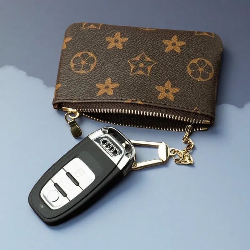 Designer zippy wallets womens key pouch cles short mens wallet coin purse credit card holder small wallet key ring embossed cardholder leather bag with out box M62650