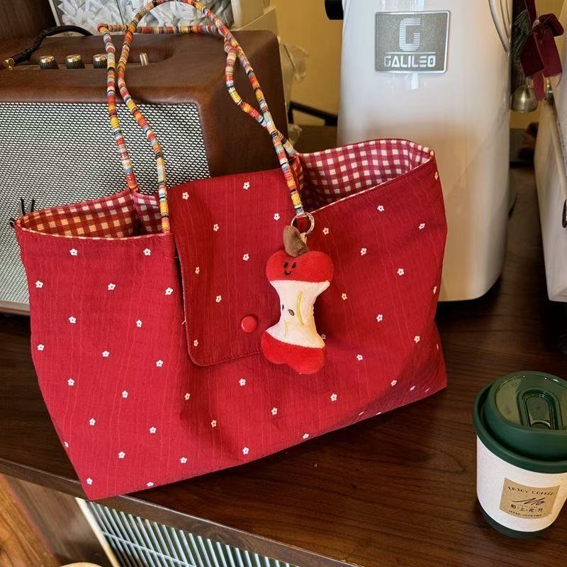 2025 autumn new large capacity simple shoulder bag Korean style niche style commuting leisure pleated handbag designer bag canvas bag