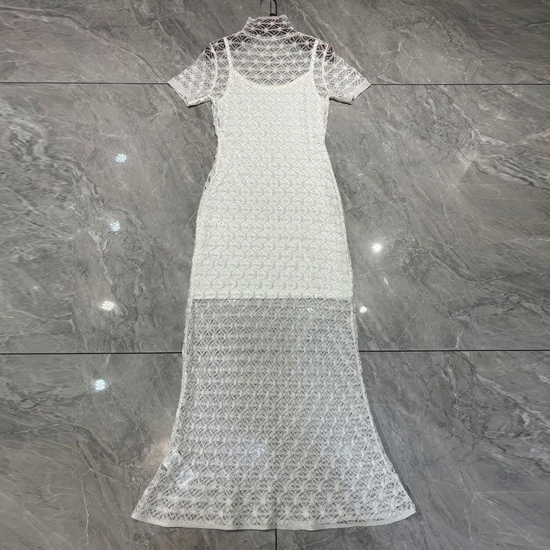 Designer Y2K Fall New Ladies Long Lace Knit Dress Runway High Neck Short Sleeve Bodycon Maxi Dress With Cutout Detail Two Colors Chic Luxury Clothting