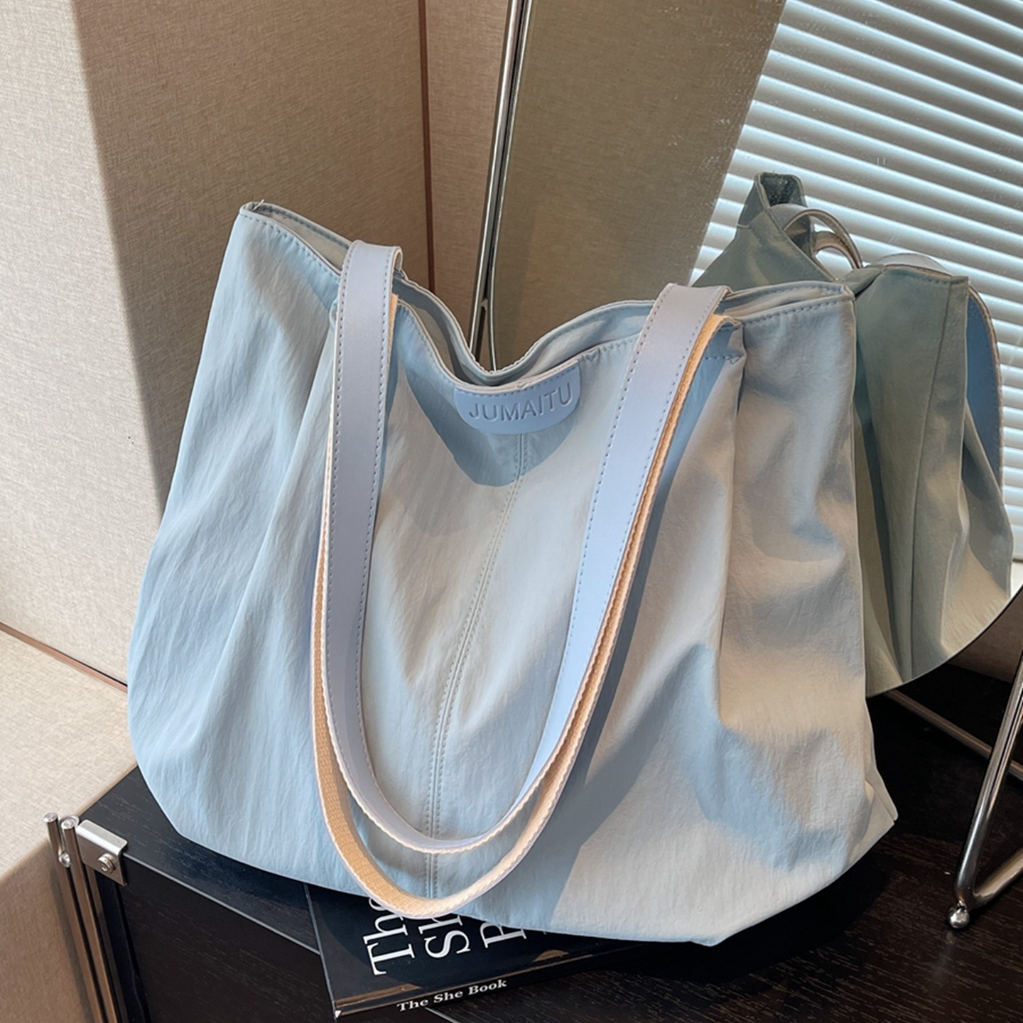 2025 Autumn New Women's Leisure Large Capacity Bag Lightweight Shoulder Bag Simple bag Canvas Handbag College Student Commuter Bag Designer Shoul