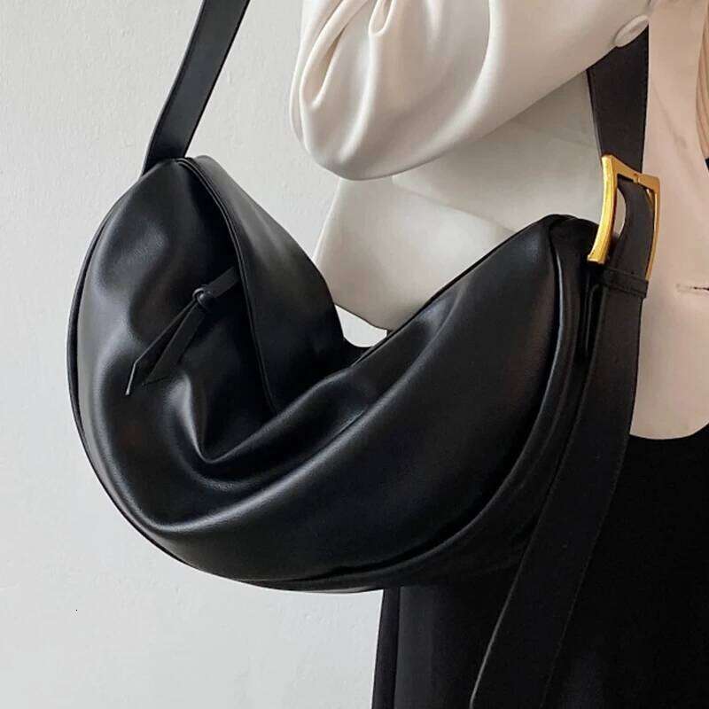 Women's Black Banana Shoulder Bag Soft Quality Pu Leather Medium Armpit Crossbody Bags For Female Ladies Retro Commuter Handbag
