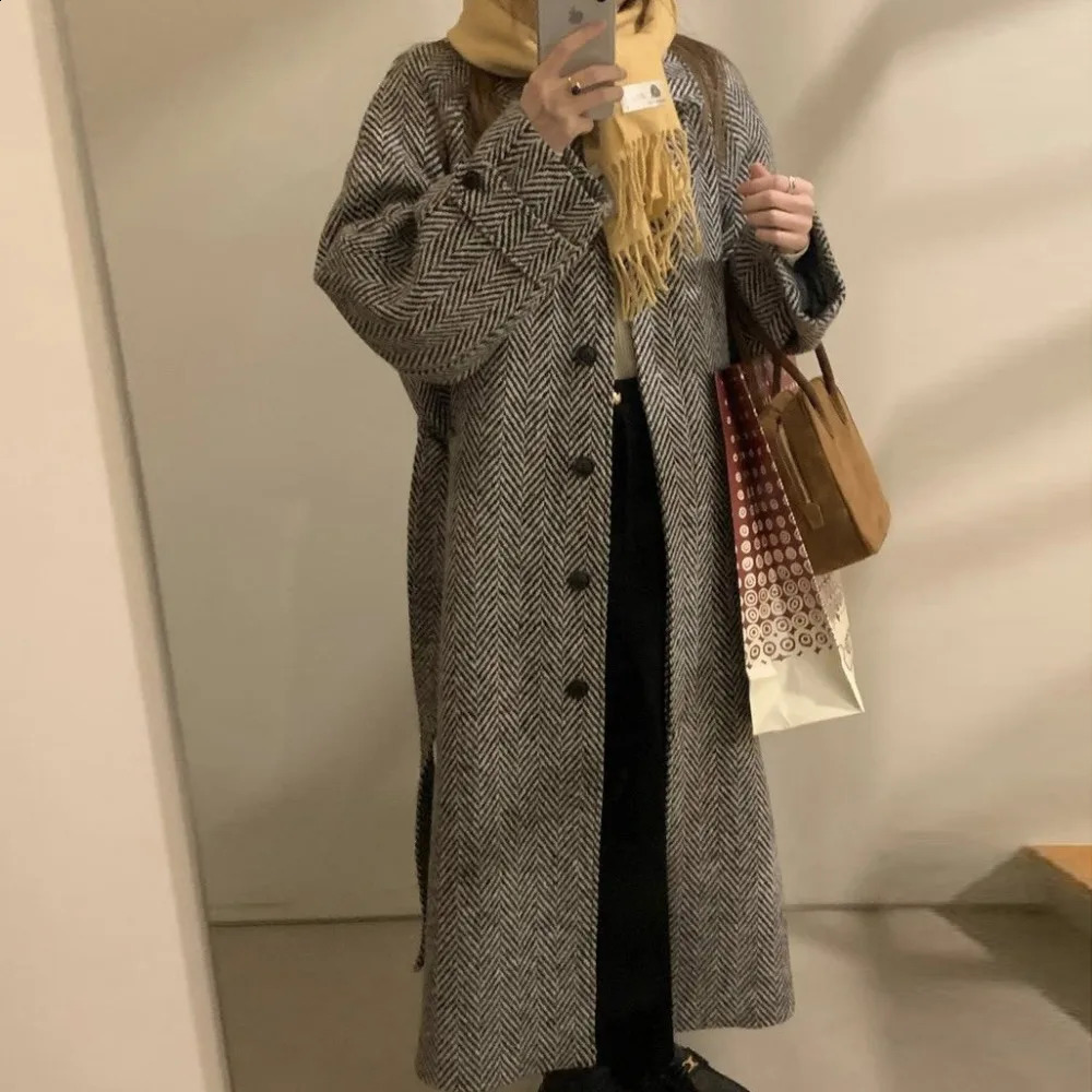 Womens Winter Vintage Chevron Long Wool Coat Jacket with Belt Oversize Woolen Overcoat Single Breasted Warm Outerwears 2023 250828