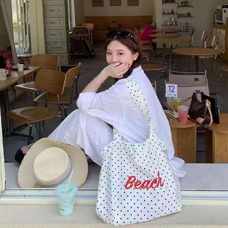 2025 autumn bag new fashionable simple niche design lightweight Korean version commuting armpit bag with letter printed handbag designer shoulder bag