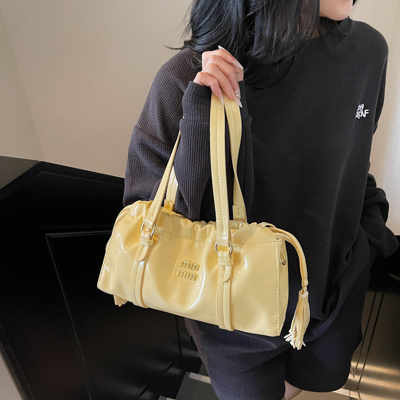 Vintage Baguette Bag Handbag Oil-Wax Leather Drawstring Niche Single-Shoulder Underarm Dumpling Bag Women's Bag