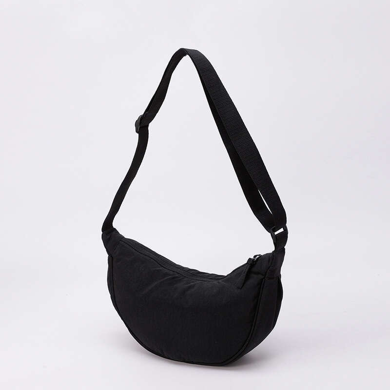 2025 Spring New Women's Nylon Crossbody Niche High-end Loose Feel Underarm Dumpling Crescent Bag