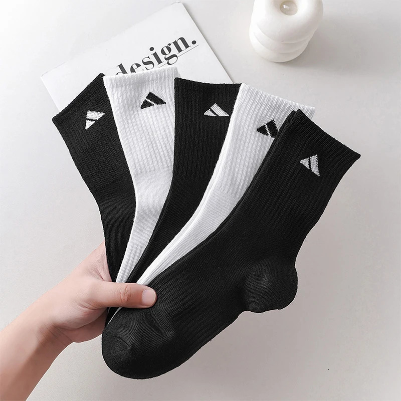 20 Pairs Mens High Waist Solid Unisex Sports Socks Black White Breathable MidCalf Casual AllSeason Simple Versatile 250829