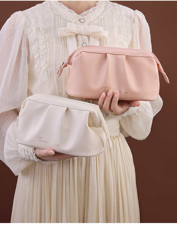 2025 bag Autumn New Waterproof Makeup Bag Large Capacity Simple and Compact Travel Urine Carrying elegant Women s Handbag Interior Handbag Designer Ha